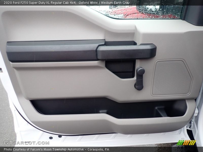 Oxford White / Medium Earth Gray 2020 Ford F250 Super Duty XL Regular Cab 4x4
