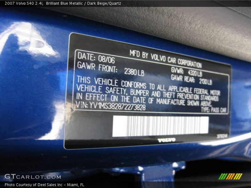 Brilliant Blue Metallic / Dark Beige/Quartz 2007 Volvo S40 2.4i