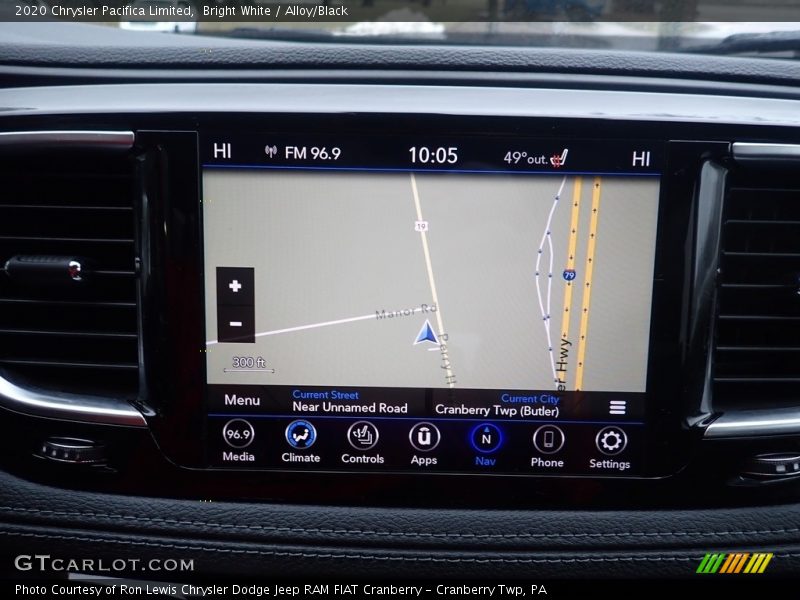 Bright White / Alloy/Black 2020 Chrysler Pacifica Limited