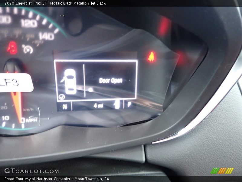 Mosaic Black Metallic / Jet Black 2020 Chevrolet Trax LT