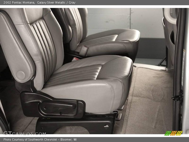 Galaxy Silver Metallic / Gray 2002 Pontiac Montana