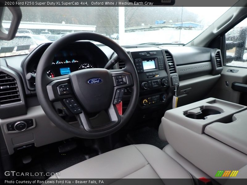  2020 F250 Super Duty XL SuperCab 4x4 Medium Earth Gray Interior