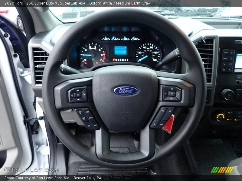 Oxford White / Medium Earth Gray 2020 Ford F250 Super Duty XL SuperCab 4x4