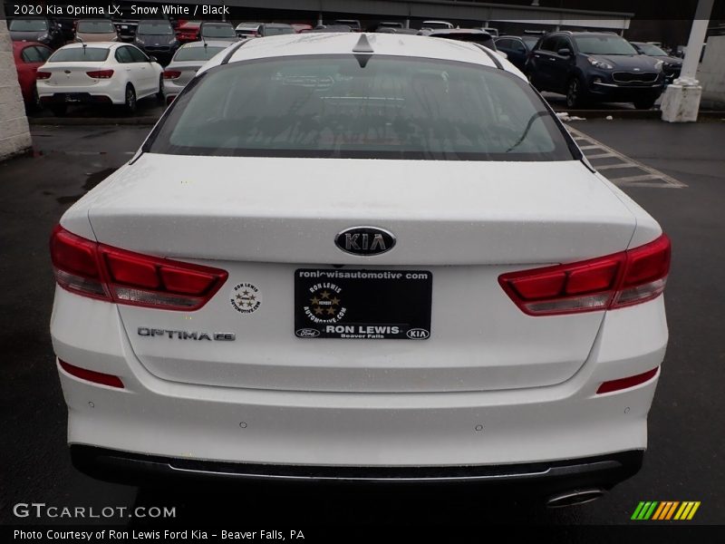 Snow White / Black 2020 Kia Optima LX
