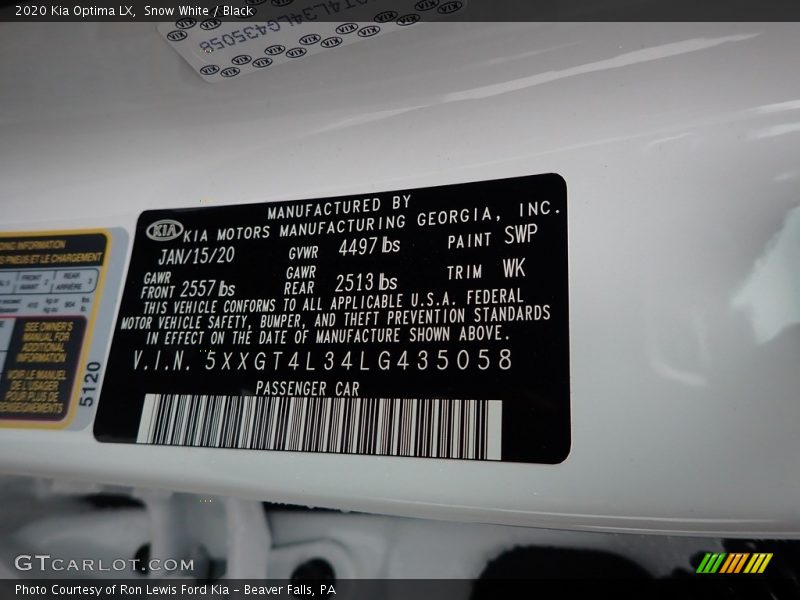 Snow White / Black 2020 Kia Optima LX