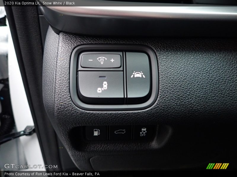 Snow White / Black 2020 Kia Optima LX