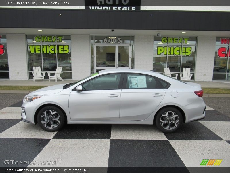 Silky Silver / Black 2019 Kia Forte LXS