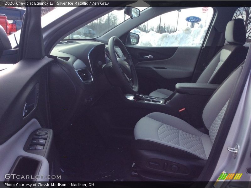 Silver Ice Metallic / Ash Gray 2020 Chevrolet Equinox LS