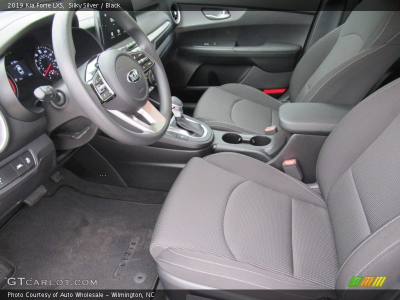 Silky Silver / Black 2019 Kia Forte LXS