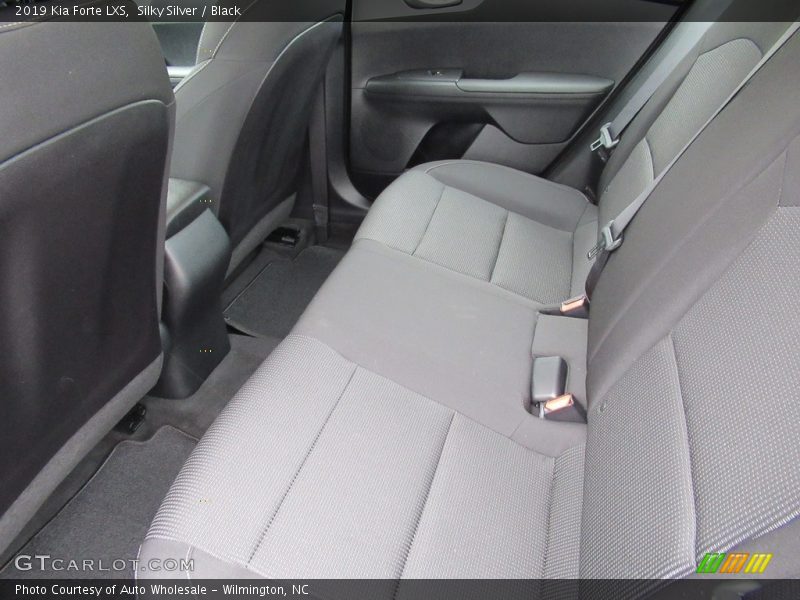 Silky Silver / Black 2019 Kia Forte LXS