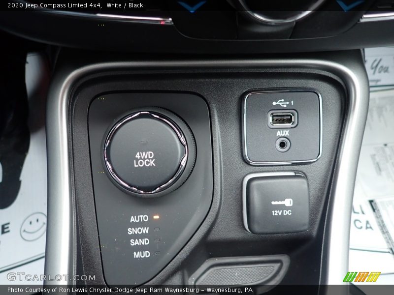 White / Black 2020 Jeep Compass Limted 4x4