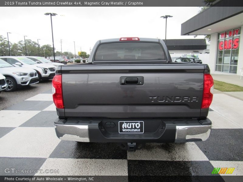 Magnetic Gray Metallic / Graphite 2019 Toyota Tundra Limited CrewMax 4x4