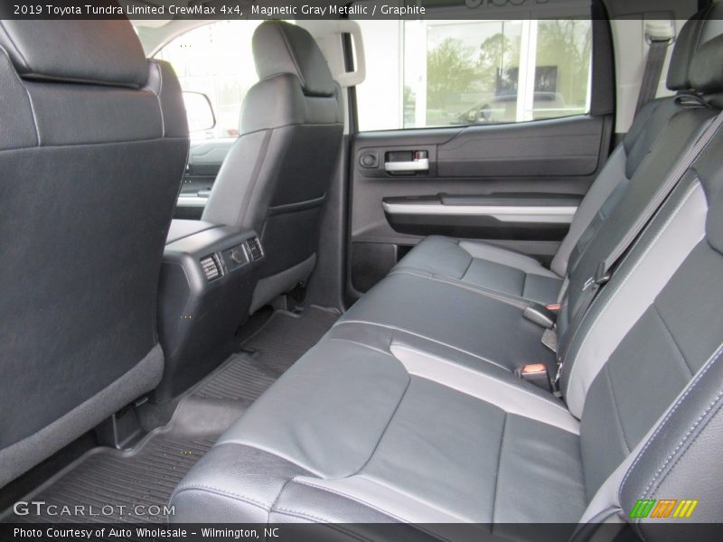 Magnetic Gray Metallic / Graphite 2019 Toyota Tundra Limited CrewMax 4x4
