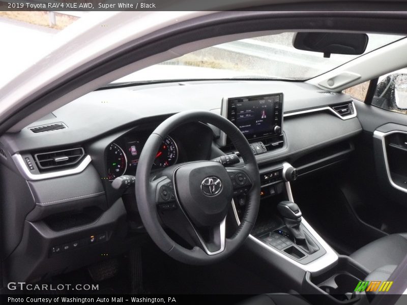 Super White / Black 2019 Toyota RAV4 XLE AWD