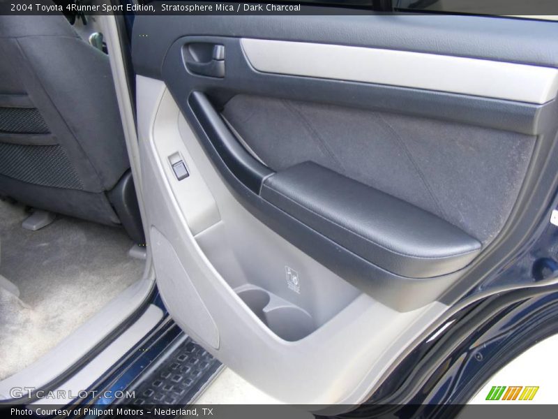 Stratosphere Mica / Dark Charcoal 2004 Toyota 4Runner Sport Edition