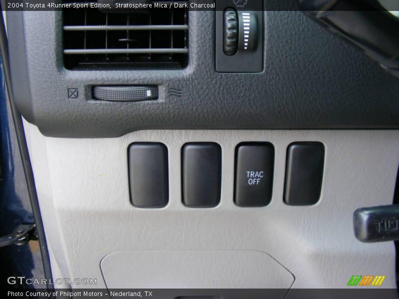 Stratosphere Mica / Dark Charcoal 2004 Toyota 4Runner Sport Edition