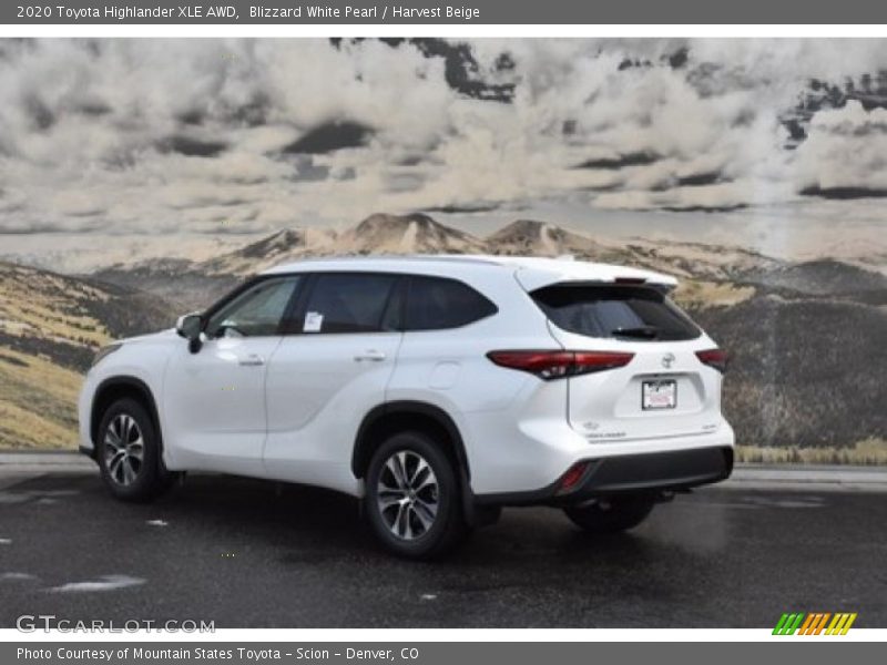 Blizzard White Pearl / Harvest Beige 2020 Toyota Highlander XLE AWD