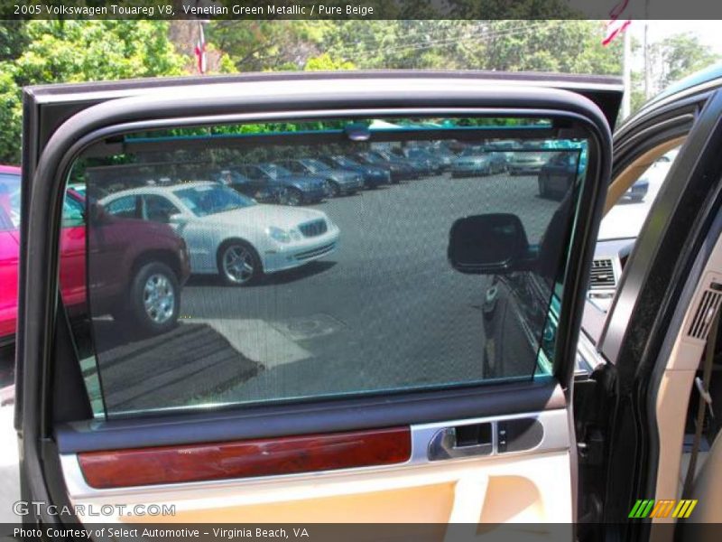 Venetian Green Metallic / Pure Beige 2005 Volkswagen Touareg V8