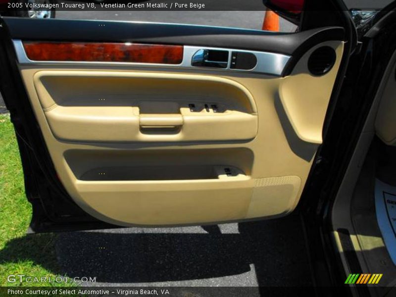 Venetian Green Metallic / Pure Beige 2005 Volkswagen Touareg V8
