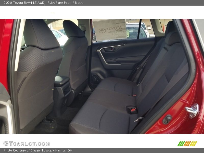 Ruby Flare Pearl / Black 2020 Toyota RAV4 LE AWD