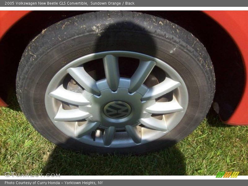 Sundown Orange / Black 2005 Volkswagen New Beetle GLS Convertible