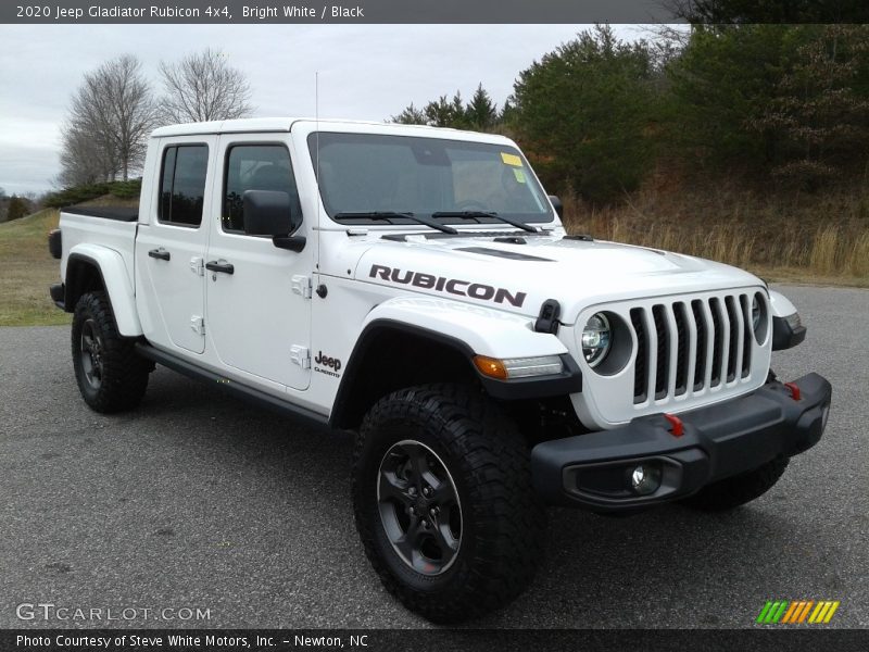 Front 3/4 View of 2020 Gladiator Rubicon 4x4