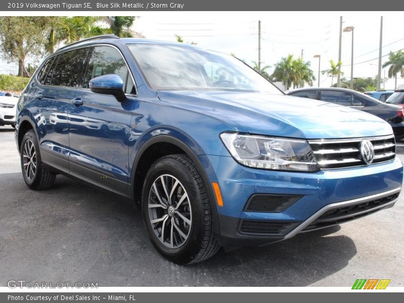 Blue Silk Metallic / Storm Gray 2019 Volkswagen Tiguan SE