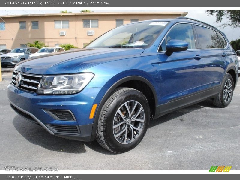 Blue Silk Metallic / Storm Gray 2019 Volkswagen Tiguan SE