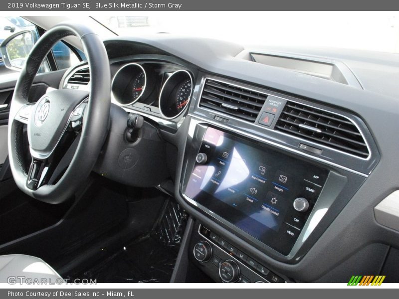 Blue Silk Metallic / Storm Gray 2019 Volkswagen Tiguan SE