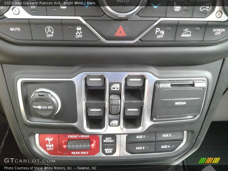 Controls of 2020 Gladiator Rubicon 4x4