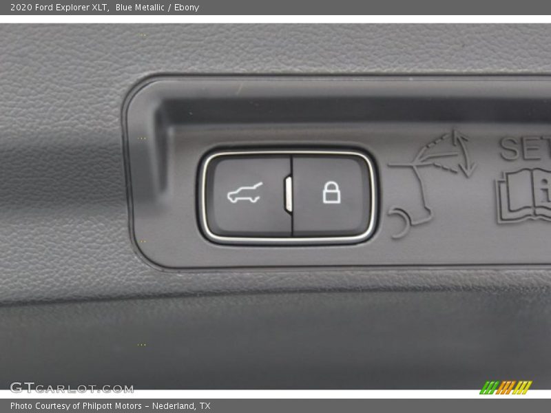 Blue Metallic / Ebony 2020 Ford Explorer XLT