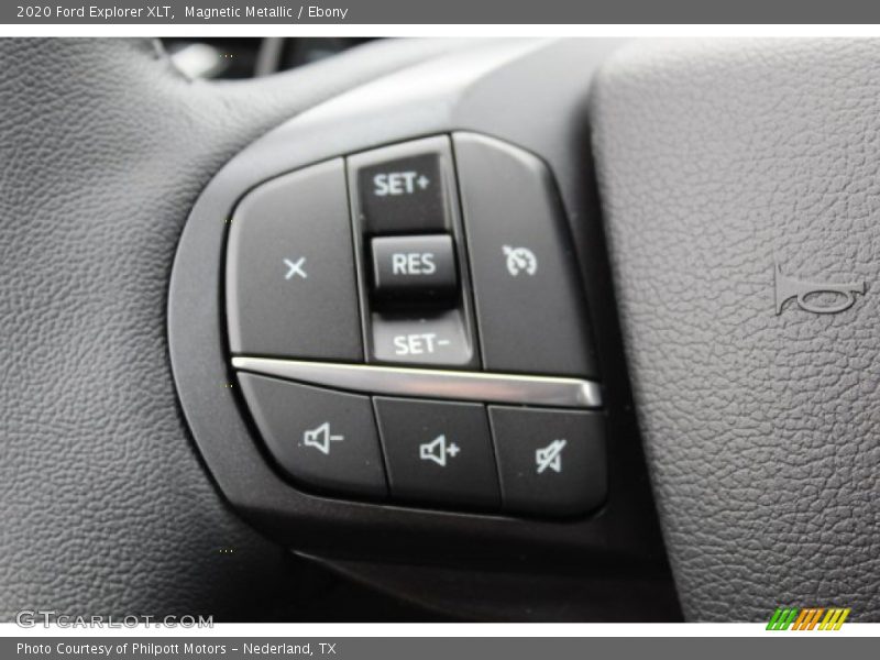 Magnetic Metallic / Ebony 2020 Ford Explorer XLT