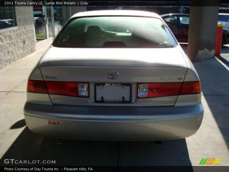 Lunar Mist Metallic / Gray 2001 Toyota Camry LE
