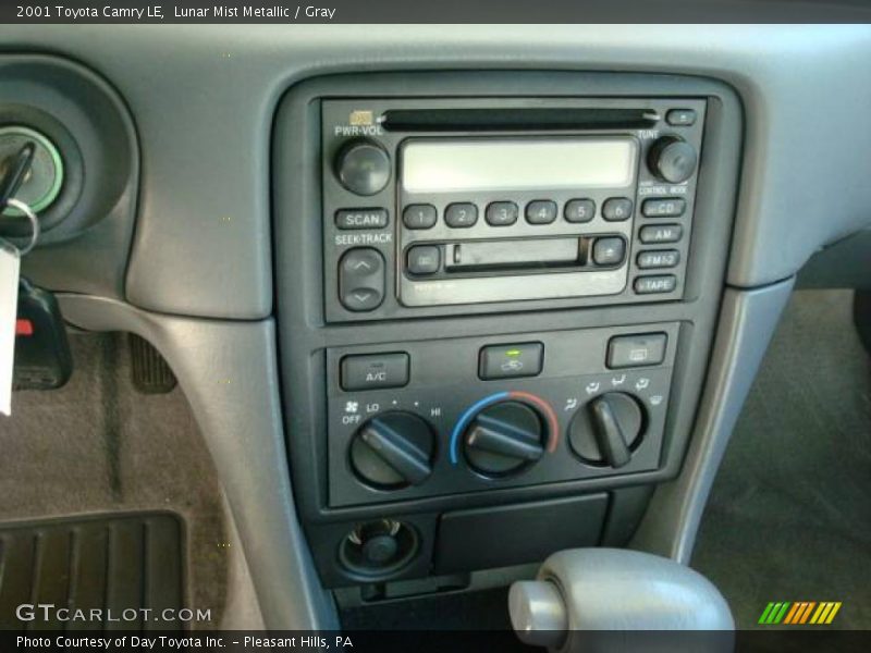 Lunar Mist Metallic / Gray 2001 Toyota Camry LE