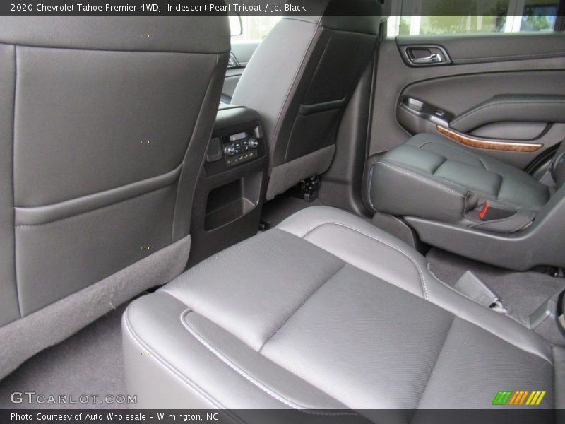 Iridescent Pearl Tricoat / Jet Black 2020 Chevrolet Tahoe Premier 4WD