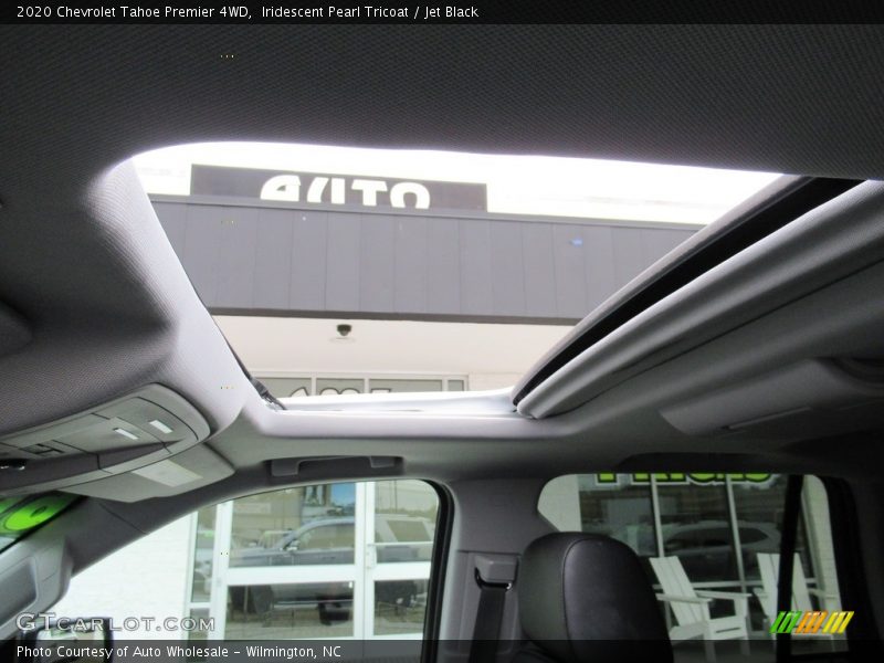 Iridescent Pearl Tricoat / Jet Black 2020 Chevrolet Tahoe Premier 4WD