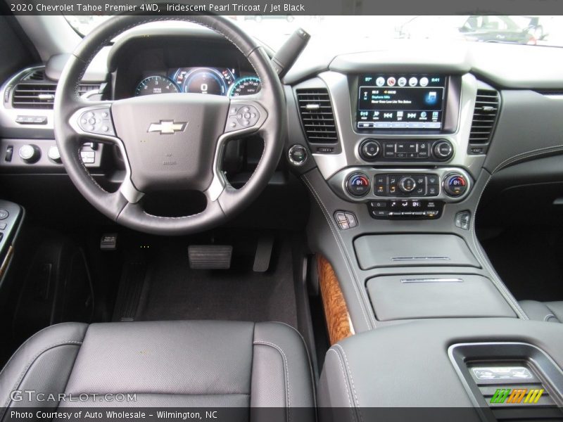 Iridescent Pearl Tricoat / Jet Black 2020 Chevrolet Tahoe Premier 4WD