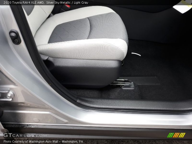 Silver Sky Metallic / Light Gray 2020 Toyota RAV4 XLE AWD