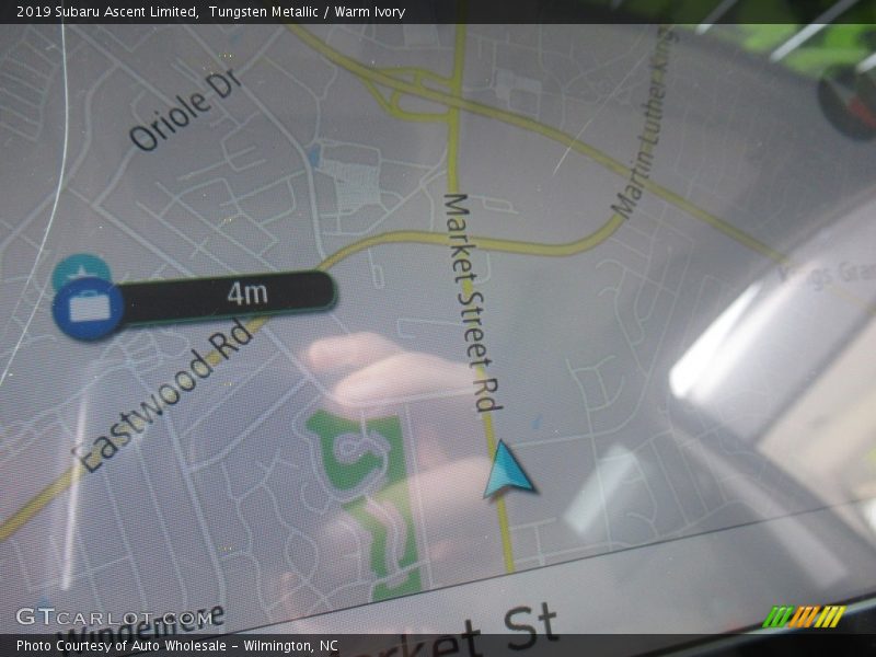 Tungsten Metallic / Warm Ivory 2019 Subaru Ascent Limited