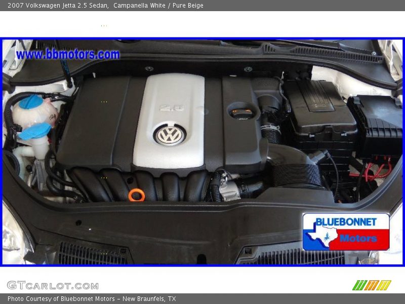 Campanella White / Pure Beige 2007 Volkswagen Jetta 2.5 Sedan