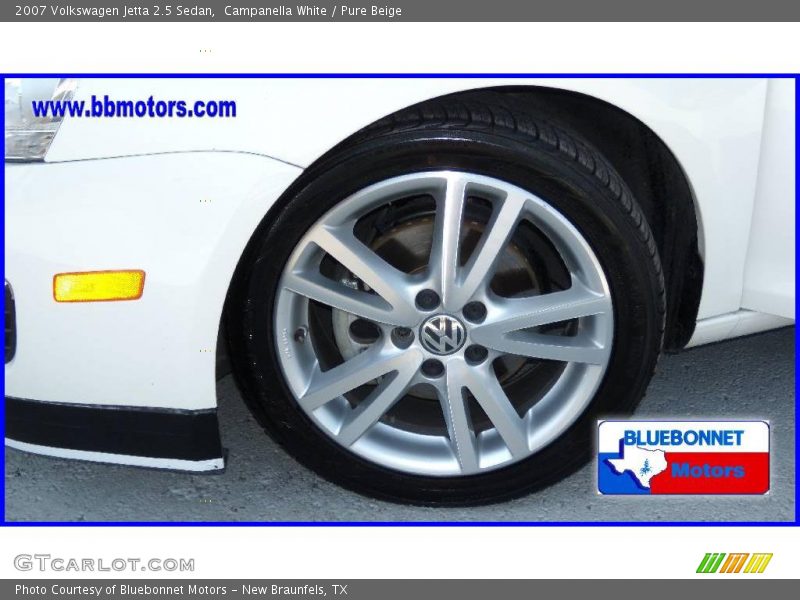 Campanella White / Pure Beige 2007 Volkswagen Jetta 2.5 Sedan