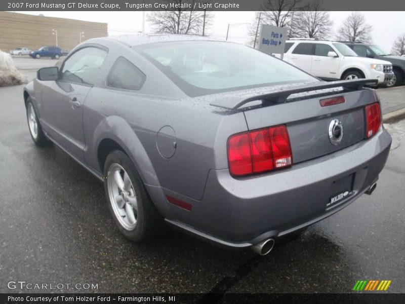 Tungsten Grey Metallic / Light Graphite 2007 Ford Mustang GT Deluxe Coupe