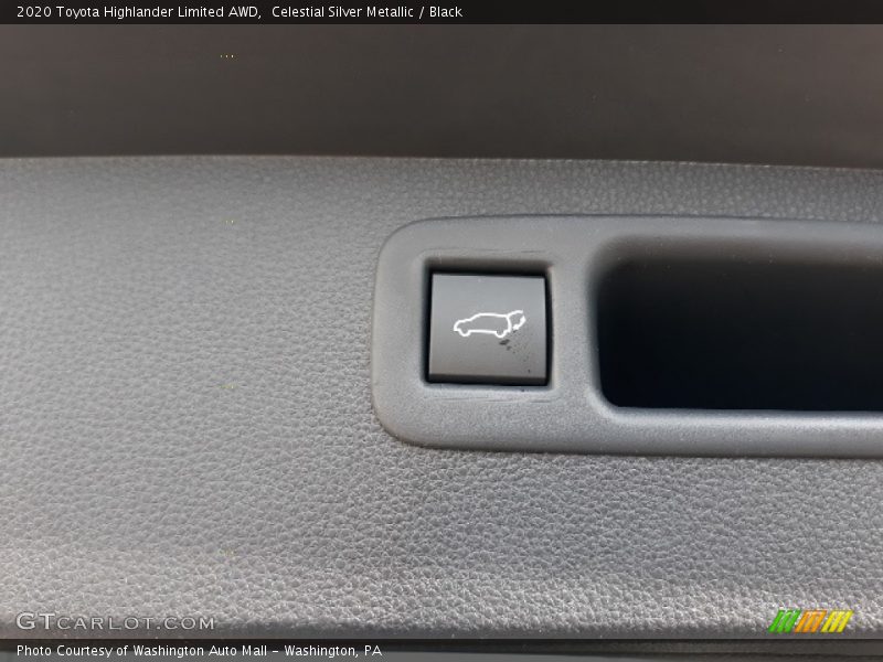 Celestial Silver Metallic / Black 2020 Toyota Highlander Limited AWD