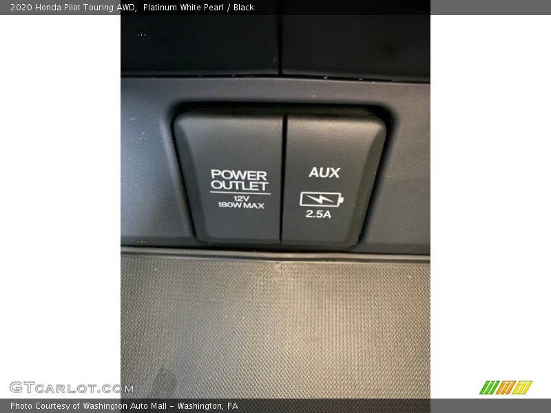 Platinum White Pearl / Black 2020 Honda Pilot Touring AWD