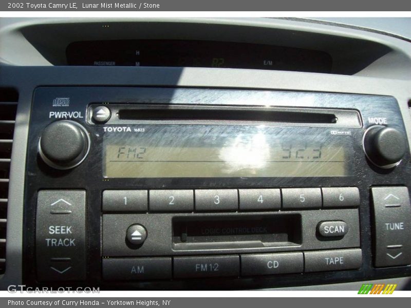 Lunar Mist Metallic / Stone 2002 Toyota Camry LE