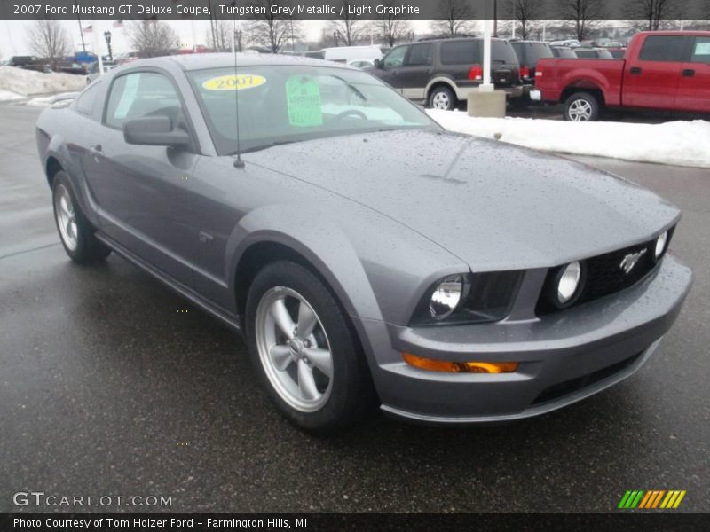 Tungsten Grey Metallic / Light Graphite 2007 Ford Mustang GT Deluxe Coupe