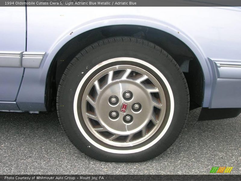 Light Adriatic Blue Metallic / Adriatic Blue 1994 Oldsmobile Cutlass Ciera S