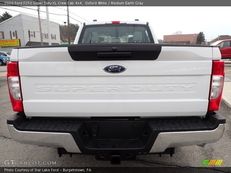 Oxford White / Medium Earth Gray 2020 Ford F250 Super Duty XL Crew Cab 4x4