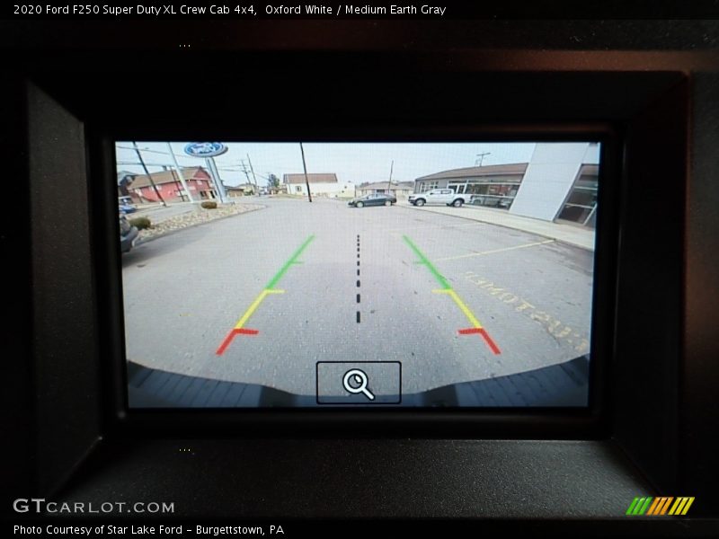Oxford White / Medium Earth Gray 2020 Ford F250 Super Duty XL Crew Cab 4x4