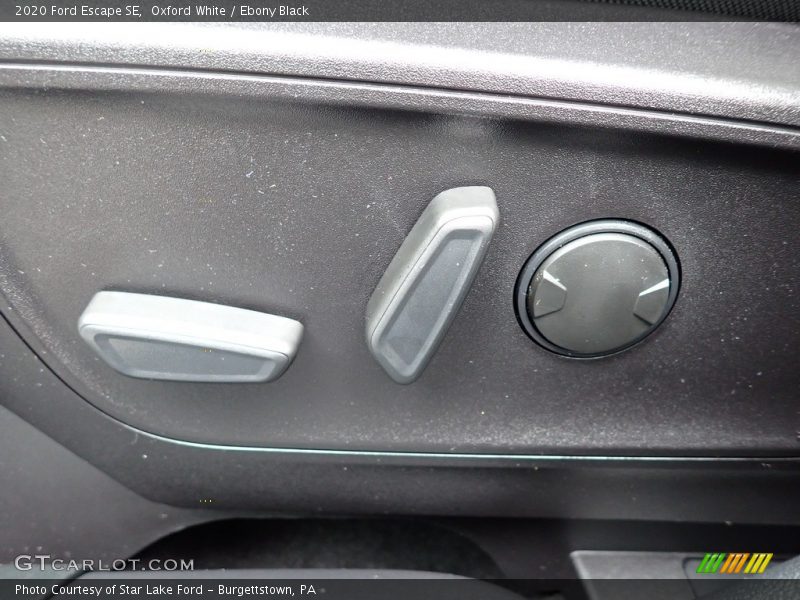 Oxford White / Ebony Black 2020 Ford Escape SE